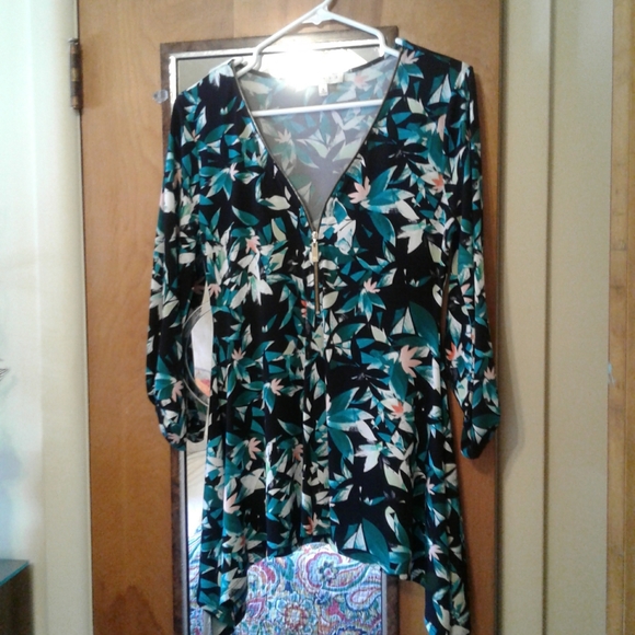 Chaus New York asymmetrical blouse - Picture 1 of 4